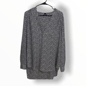 TORRID ANIMAL PRINT BUTTON UP SHIRT